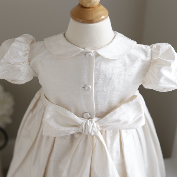 Strasburg Ivory Silk Smocked Dress Size 3 Special Occasion Flower Girl NWT - Picture 4 of 10
